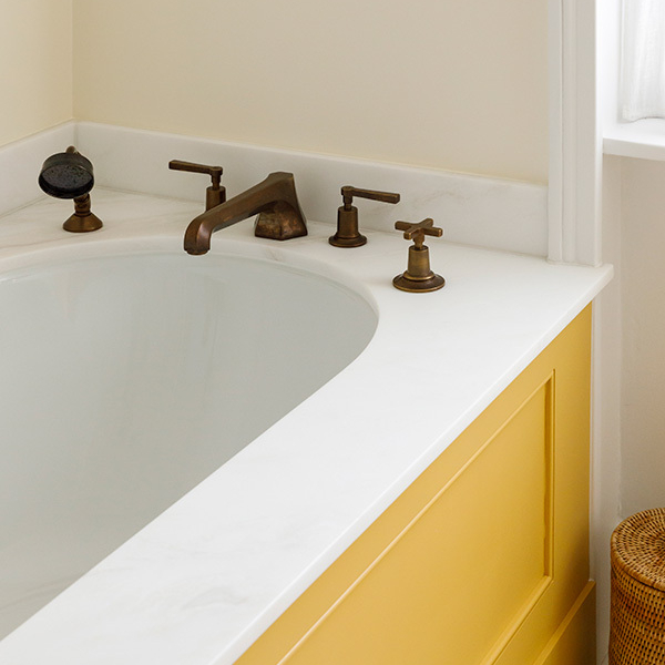 Bath taps