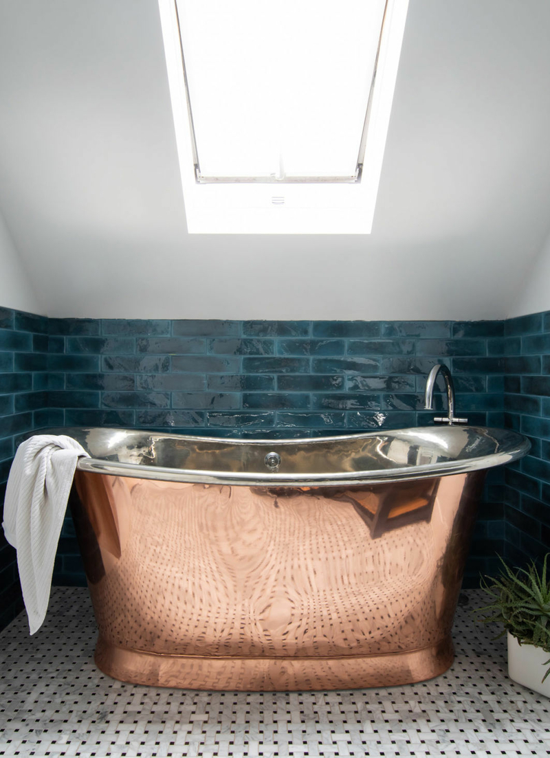 Whale Master Ensuite Bath